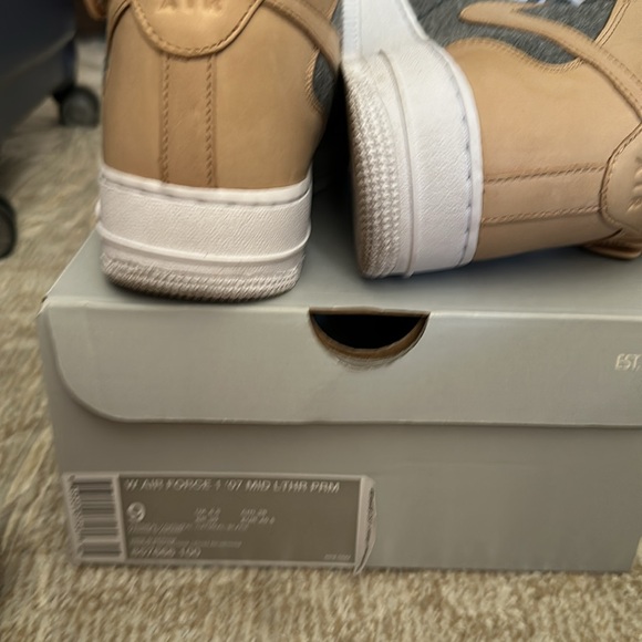 Women’s Air Force ‘07 Mid LTHR PRM - Picture 6 of 7